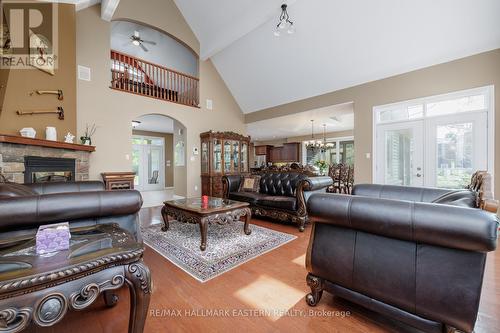 10 Earl Kennedy Road, Kawartha Lakes, ON - Indoor Photo Showing Living Room With Fireplace