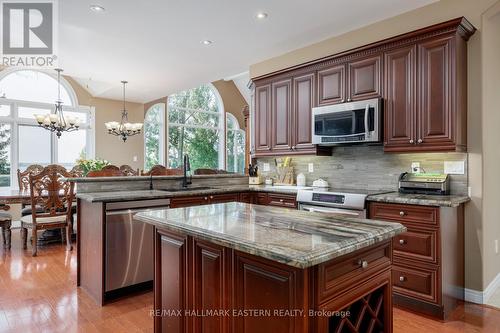 10 Earl Kennedy Road, Kawartha Lakes, ON - Indoor Photo Showing Kitchen