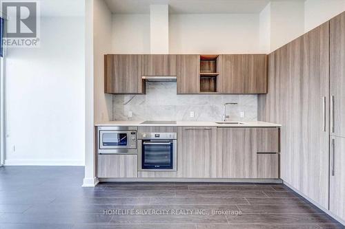 4216 - 19 Bathurst Street, Toronto (Waterfront Communities), ON - Indoor Photo Showing Kitchen