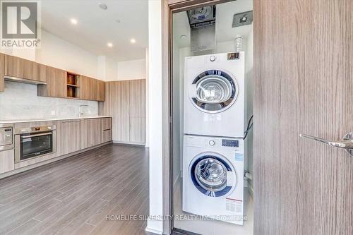 4216 - 19 Bathurst Street, Toronto (Waterfront Communities), ON - Indoor Photo Showing Laundry Room