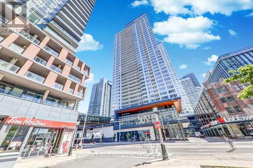 4216 - 19 Bathurst Street, Toronto (Waterfront Communities), ON - Outdoor