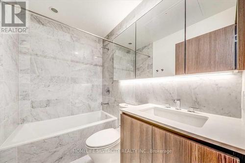 4216 - 19 Bathurst Street, Toronto (Waterfront Communities), ON - Indoor Photo Showing Bathroom