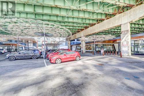 4216 - 19 Bathurst Street, Toronto (Waterfront Communities), ON - Indoor Photo Showing Garage