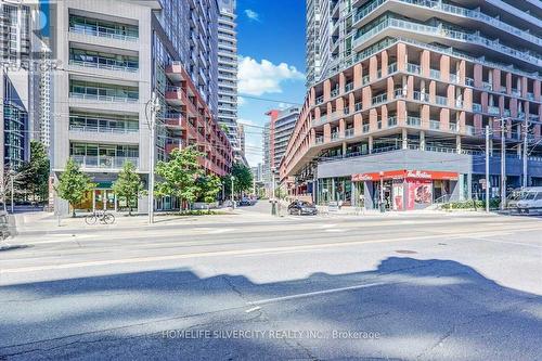 4216 - 19 Bathurst Street, Toronto (Waterfront Communities), ON - Outdoor