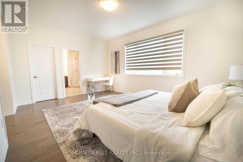 121 Petch Avenue, Caledon, ON - Indoor Photo Showing Bedroom