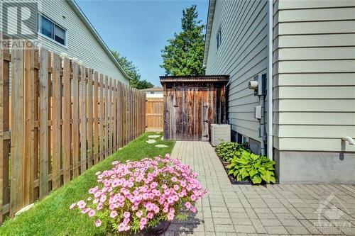 11 Alder Crescent, Ottawa, ON - Outdoor With Exterior