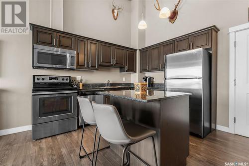 405 710 Hart Road, Saskatoon, SK - Indoor Photo Showing Kitchen With Stainless Steel Kitchen