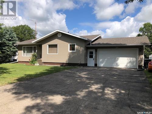 109 Parker Crescent, Canora, SK - Outdoor