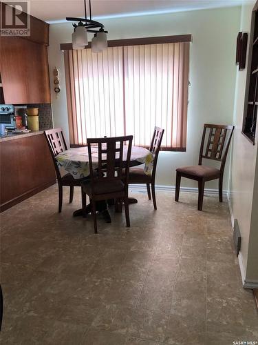 109 Parker Crescent, Canora, SK - Indoor Photo Showing Dining Room