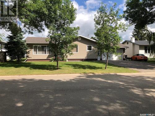 109 Parker Crescent, Canora, SK - Outdoor