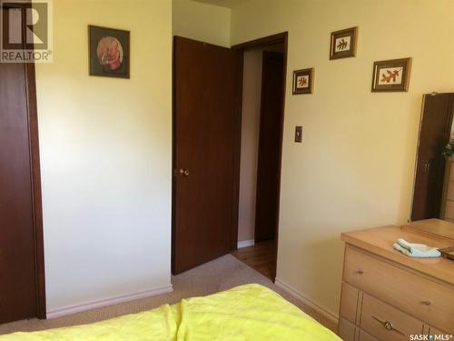 109 Parker Crescent, Canora, SK - Indoor Photo Showing Bedroom