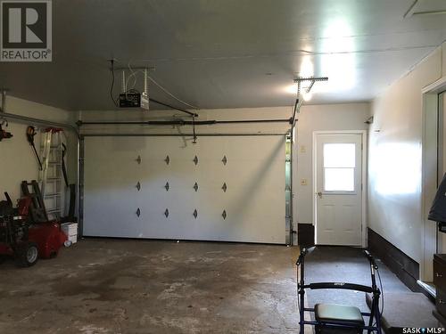 109 Parker Crescent, Canora, SK - Indoor Photo Showing Garage