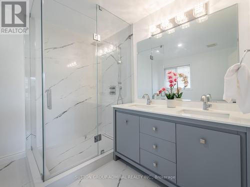 68 Canelli Heights Court, Vaughan (Patterson), ON - Indoor Photo Showing Bathroom