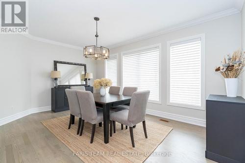 2 Reillys Run, Springwater (Minesing), ON - Indoor Photo Showing Dining Room