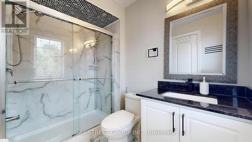 202 - 80 Acorn Place, Mississauga (Hurontario), ON - Indoor Photo Showing Bathroom