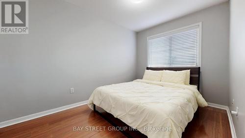 202 - 80 Acorn Place, Mississauga (Hurontario), ON - Indoor Photo Showing Bedroom