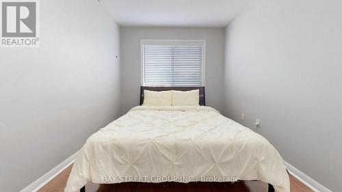 202 - 80 Acorn Place, Mississauga (Hurontario), ON - Indoor Photo Showing Bedroom