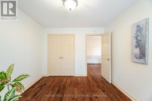 1542 Duncan Road, Oakville (Eastlake), ON - Indoor Photo Showing Other Room