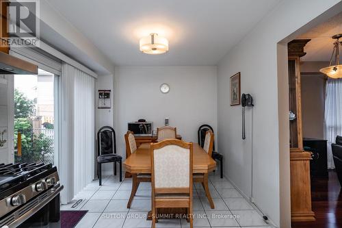 18 Luminous Court, Brampton, ON - Indoor Photo Showing Dining Room