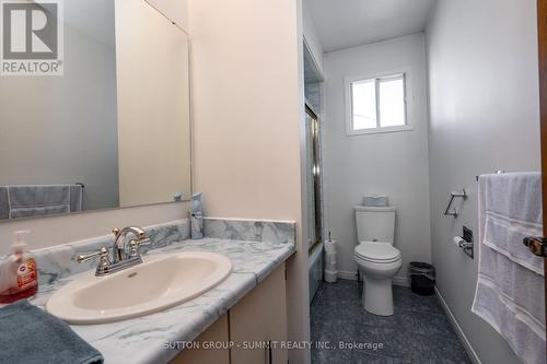 18 Luminous Court, Brampton (Heart Lake West), ON - Indoor Photo Showing Bathroom