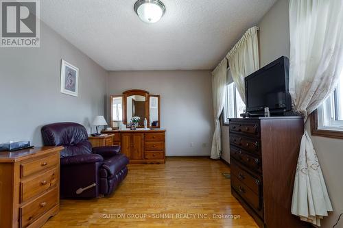 18 Luminous Court, Brampton (Heart Lake West), ON - Indoor