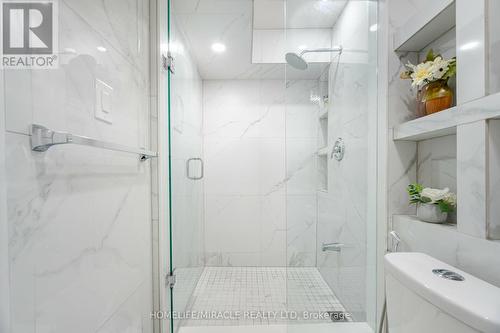 23 Callandar Road, Brampton (Northwest Brampton), ON - Indoor Photo Showing Bathroom