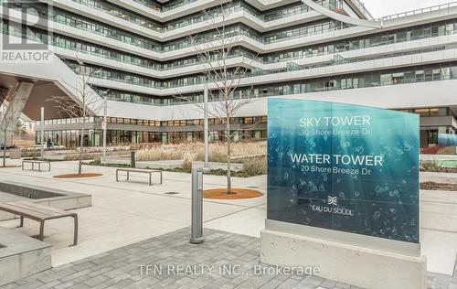 819 - 30 Shore Breeze Drive, Toronto, ON - Outdoor