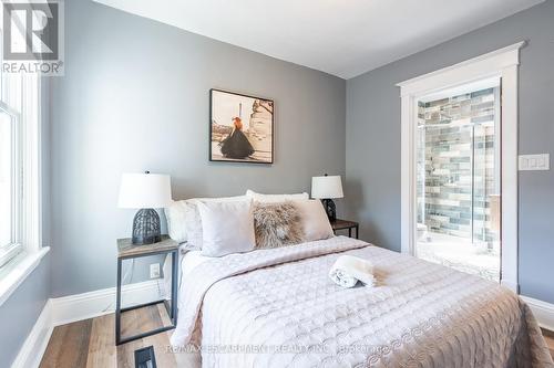 266 Stinson Crescent, Hamilton (Stinson), ON - Indoor Photo Showing Bedroom