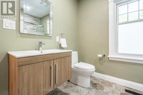 266 Stinson Crescent, Hamilton (Stinson), ON - Indoor Photo Showing Bathroom