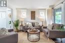 266 Stinson Crescent, Hamilton, ON  - Indoor Photo Showing Living Room 