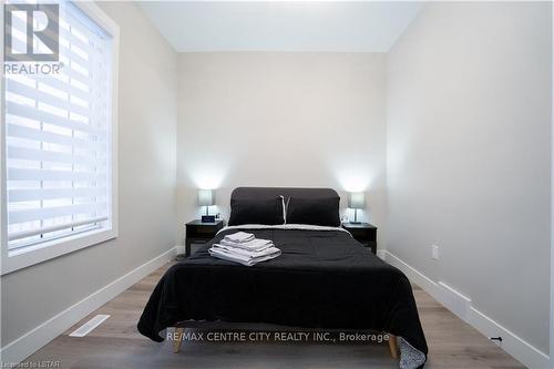 527 Pall Mall Street, London, ON - Indoor Photo Showing Bedroom