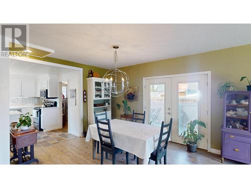 217 5Th  S Avenue, Cranbrook, BC - Indoor Photo Showing Dining Room