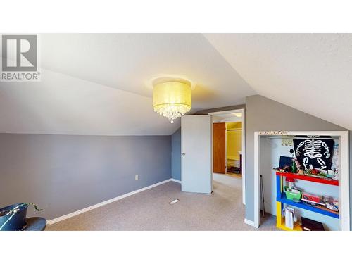 217 5Th  S Avenue, Cranbrook, BC - Indoor Photo Showing Other Room