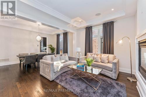 91 Woodgate Pines Drive, Vaughan (Kleinburg), ON - Indoor Photo Showing Living Room