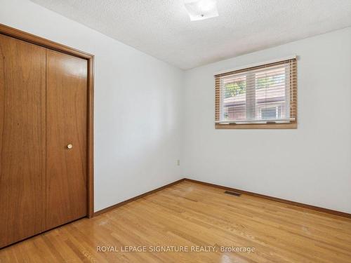 709 Upper Paradise Rd, Hamilton, ON - Indoor Photo Showing Other Room