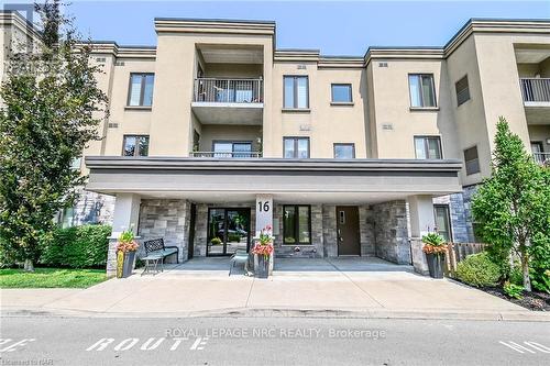 203 - 16 Sullivan Avenue, Thorold, ON - Outdoor With Balcony With Facade