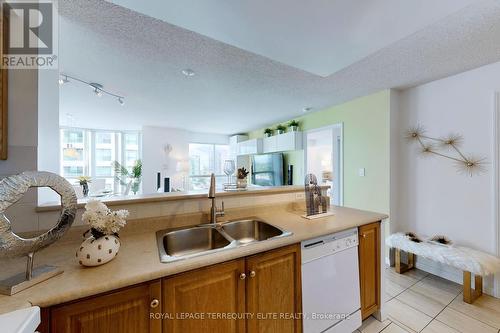 1912 - 23 Lorraine Drive, Toronto (Willowdale West), ON - Indoor Photo Showing Kitchen With Double Sink