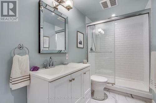 Ph3 - 15390 Yonge Street, Aurora, ON - Indoor Photo Showing Bathroom