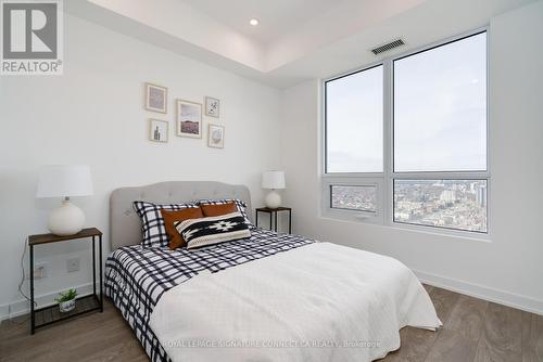 4115 - 108 Peter Street, Toronto (Waterfront Communities), ON - Indoor Photo Showing Bedroom