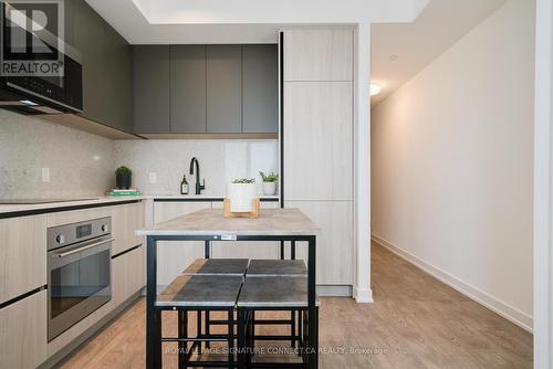 4115 - 108 Peter Street, Toronto (Waterfront Communities), ON - Indoor Photo Showing Kitchen