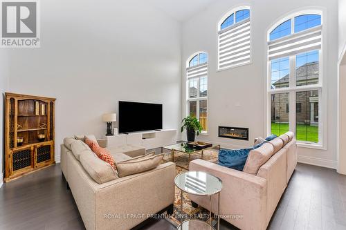 107 Appleyard Avenue, Vaughan, ON - Indoor Photo Showing Living Room With Fireplace