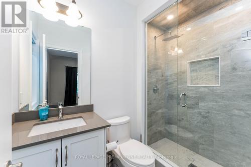 107 Appleyard Avenue, Vaughan, ON - Indoor Photo Showing Bathroom