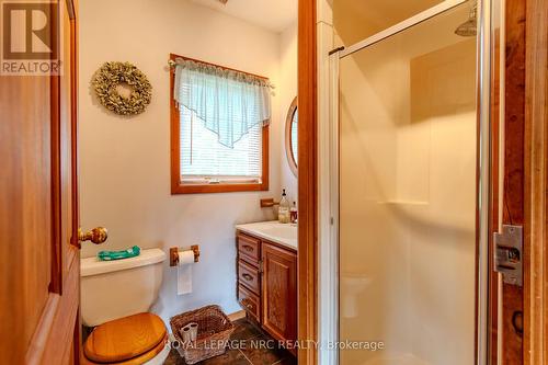 2978 Shawnee Trail, Fort Erie, ON - Indoor Photo Showing Bathroom