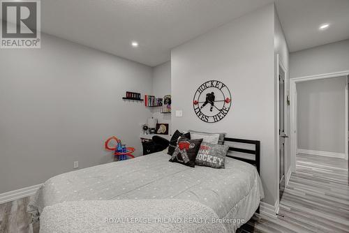 22345 Allen Road, Strathroy-Caradoc (Mount Brydges), ON - Indoor Photo Showing Bedroom