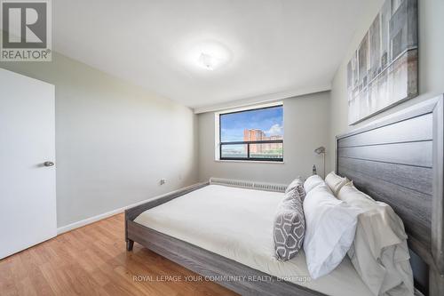 502 - 915 Midland Avenue, Toronto (Eglinton East), ON - Indoor Photo Showing Bedroom