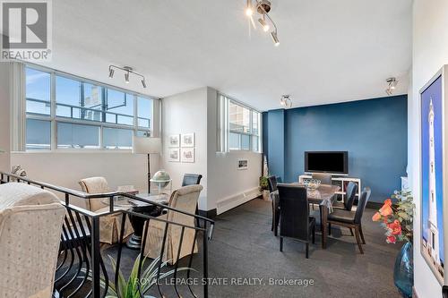 1505 - 2263 Marine Drive, Oakville (Bronte West), ON - Indoor Photo Showing Dining Room