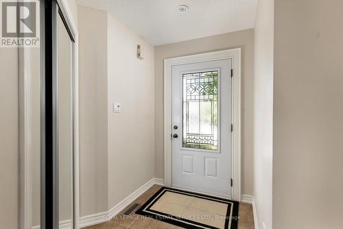 1038 Old Oak Drive, Oakville (West Oak Trails), ON - Indoor Photo Showing Other Room