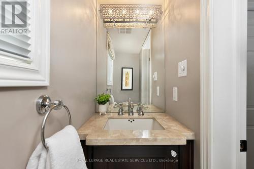 1038 Old Oak Drive, Oakville (West Oak Trails), ON - Indoor Photo Showing Bathroom