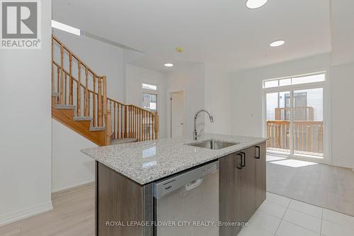 25 - 150 Glendale Avenue, St. Catharines, ON - Indoor Photo Showing Kitchen With Upgraded Kitchen