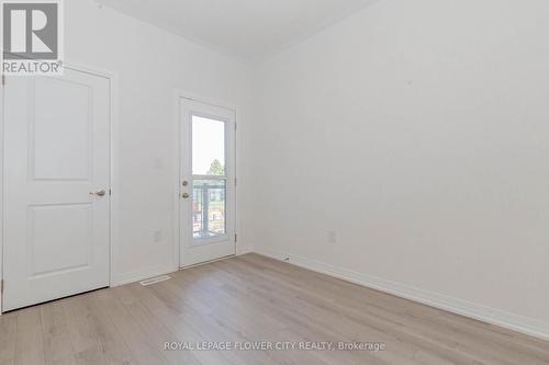 25 - 150 Glendale Avenue, St. Catharines, ON - Indoor Photo Showing Other Room